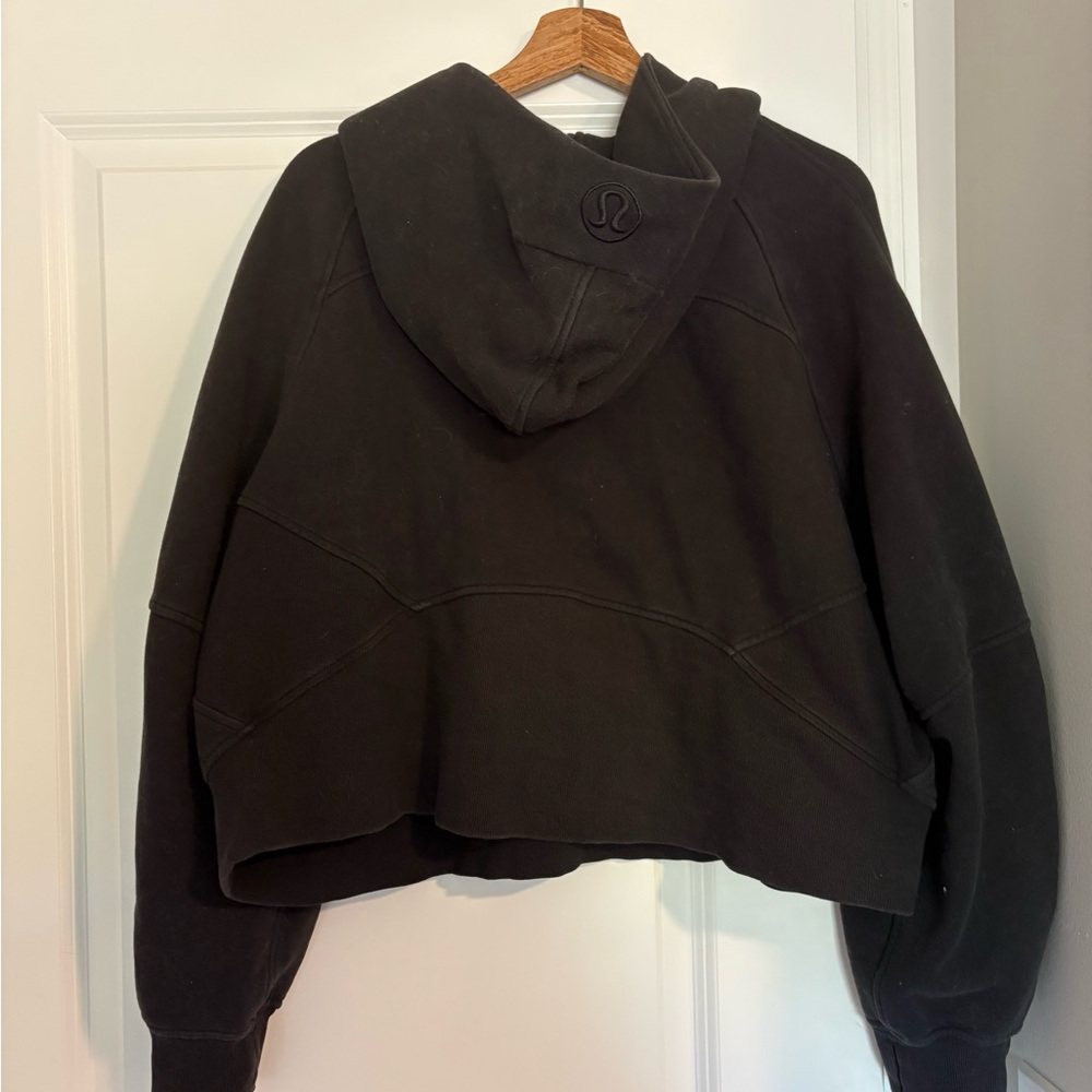 Lululemon Scuba Half Zip - Picture 4 of 5